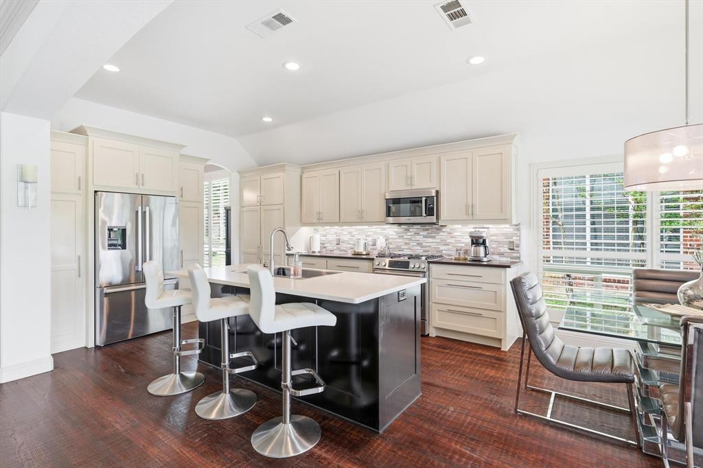 8431 Thatcher Road Lantana, TX 76226 - Photo 11 of 40