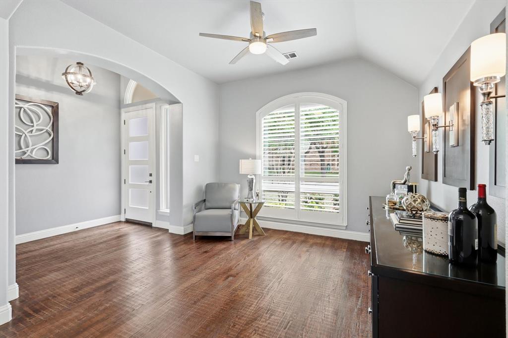 8431 Thatcher Road Lantana, TX 76226 - Photo 5 of 40