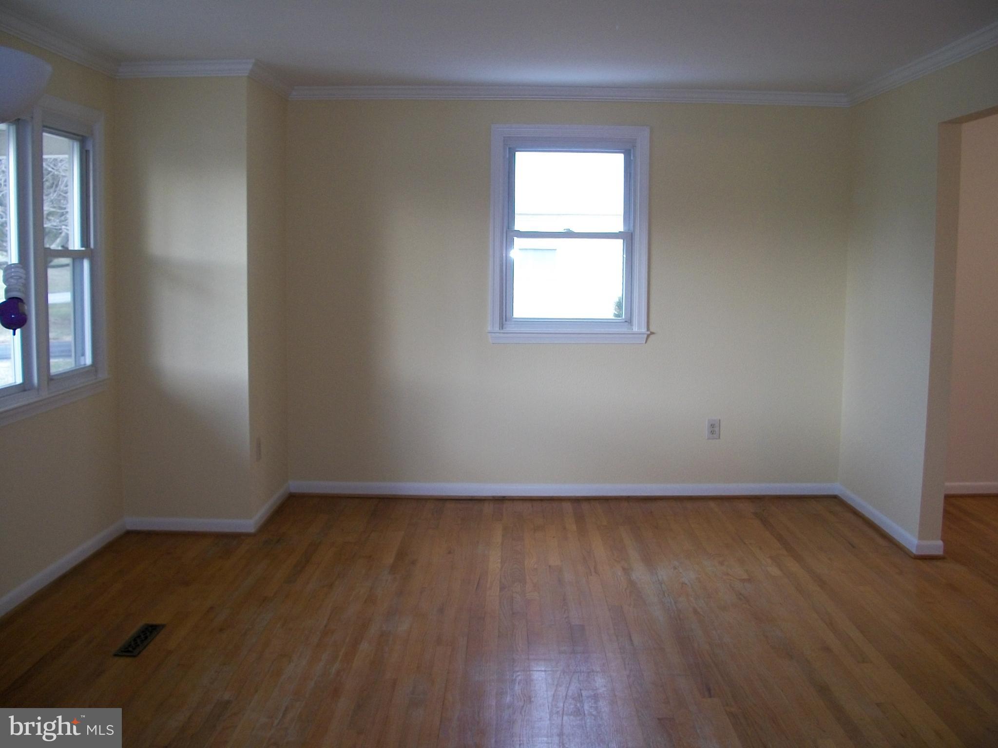 509 West Ring Factory Road Bel Air, MD 21015 - Photo 5 of 30 Living Room