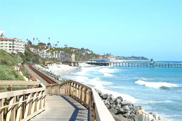 $2,949,000 | 401 Arenoso Lane, San Clemente, CA 92672