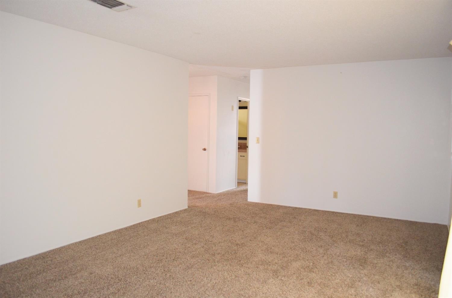 425 West Spring Lane Lemoore, CA 93245 - Photo 11 of 25 Additional Photo