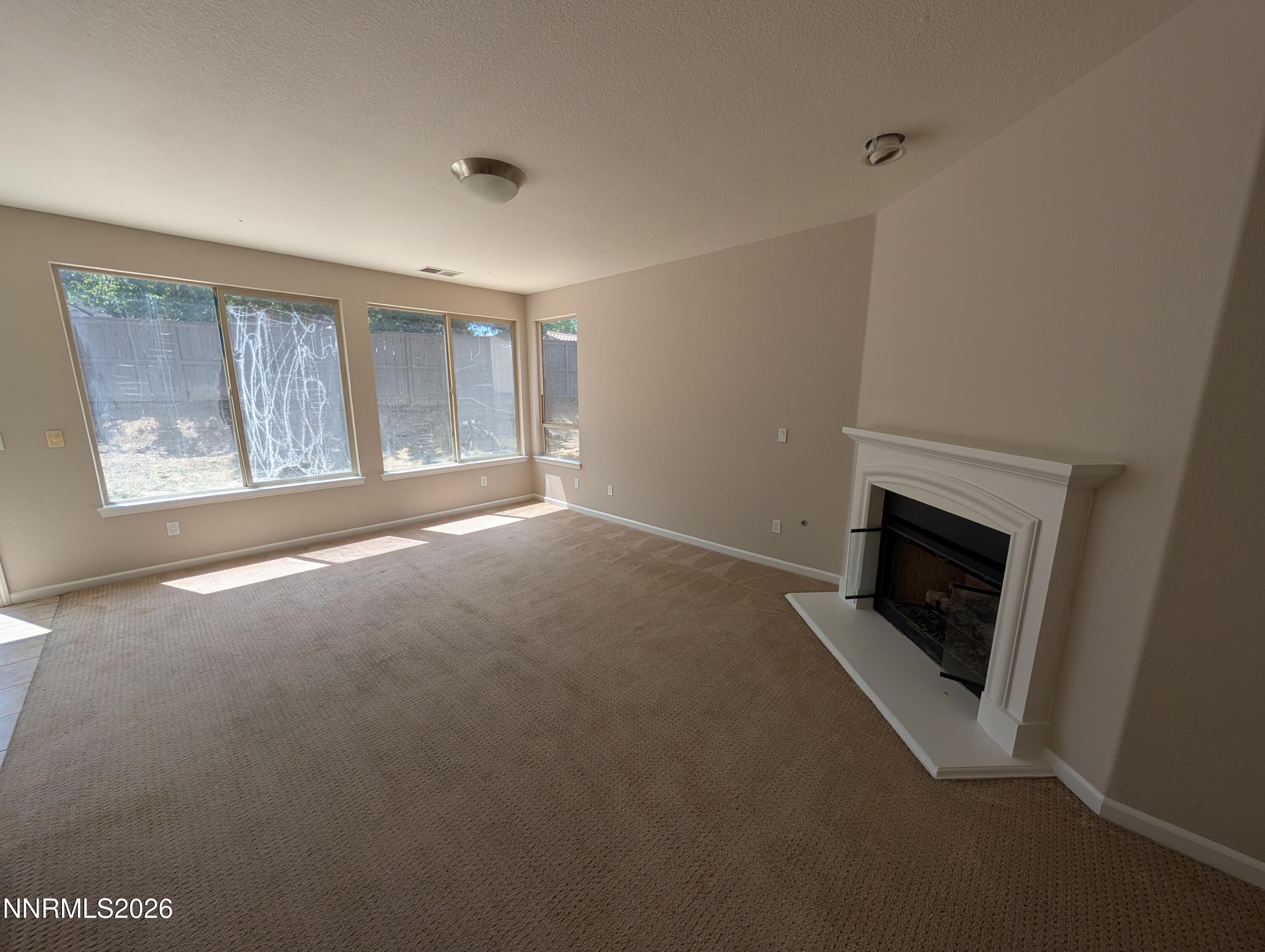 550 Martingale Court Reno, NV 89521 - Photo 6 of 36 Living Rm