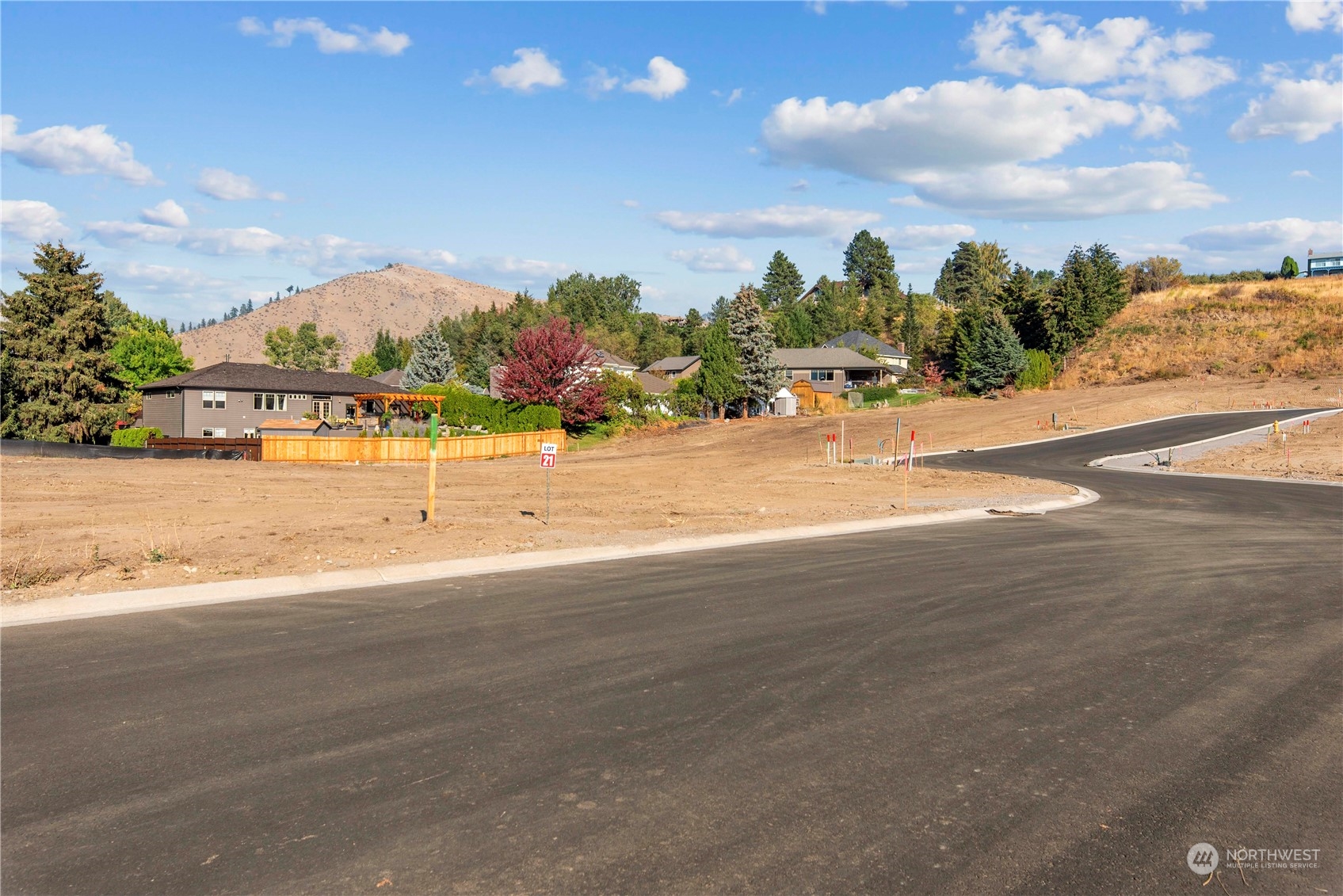 124 Freedom Hills Cashmere, WA 98815 - Photo 24 of 27 a view of an ocean and beach