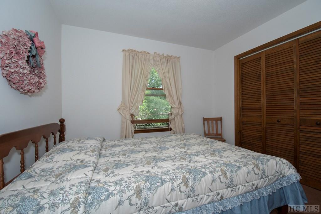 275 Satulah Ridge Road Highlands, NC 28741 - Photo 11 of 16 Gallery Image 11