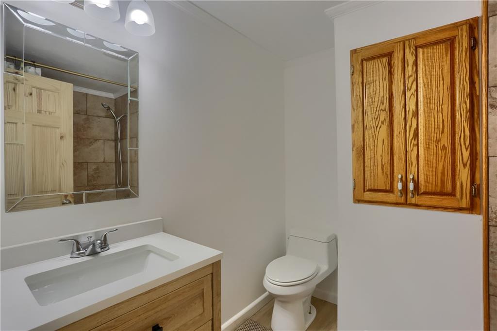 155 Dutchtown Road Butler, PA 16002 - Photo 13 of 34 a bathroom with a sink toilet and shower