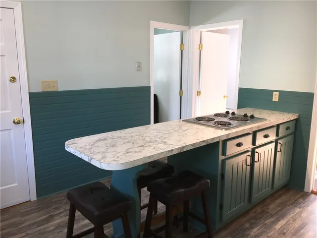 $2,200 | 158 Slater Park Avenue, Unit 1, Pawtucket, RI 02861