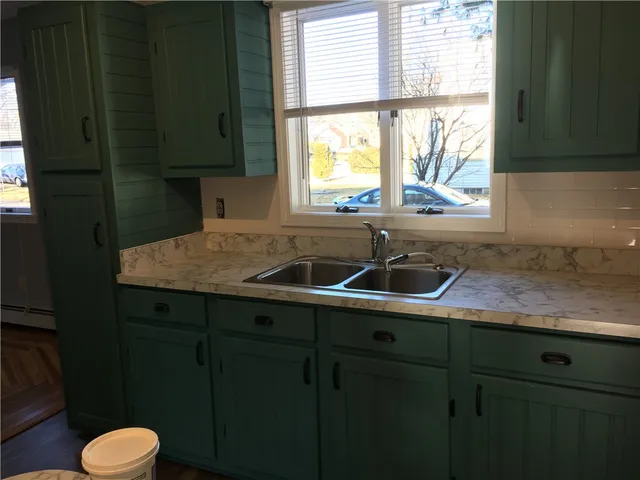 $2,200 | 158 Slater Park Avenue, Unit 1, Pawtucket, RI 02861