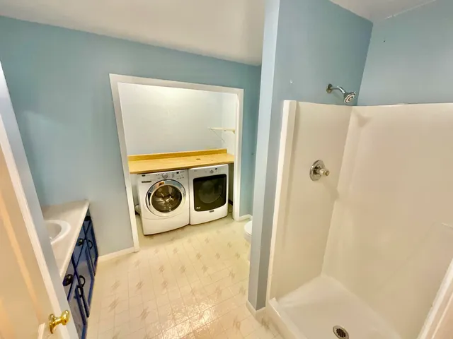 $239,900 | 704 Bayberry Lane, Otsego, MI 49078