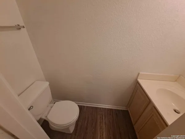 $1,825 | 10831 Larsen Cavern, San Antonio, TX 78254