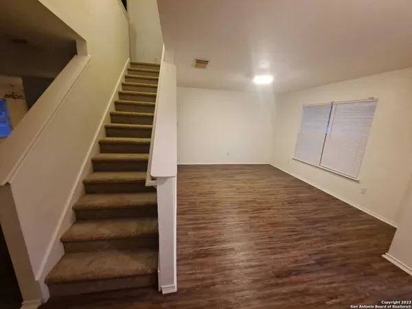 $1,825 | 10831 Larsen Cavern, San Antonio, TX 78254