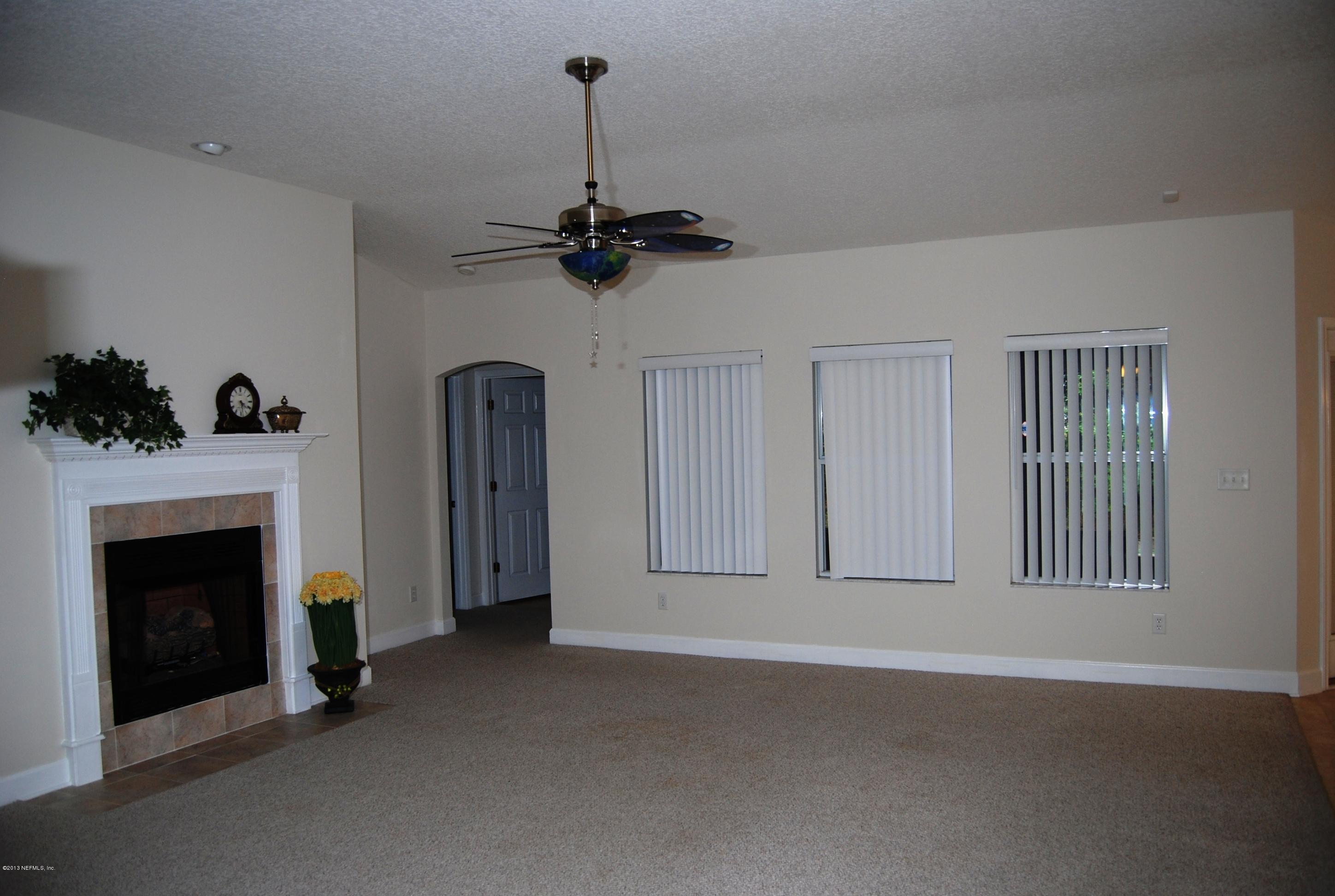 1533 West Crichton Road Jacksonville, FL 32221 - Photo 8 of 32 Family Room View from Foyer