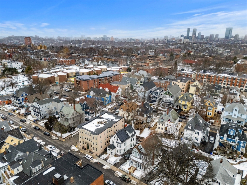 33 Waumbeck Street Boston, MA 02121 - Photo 29 of 34