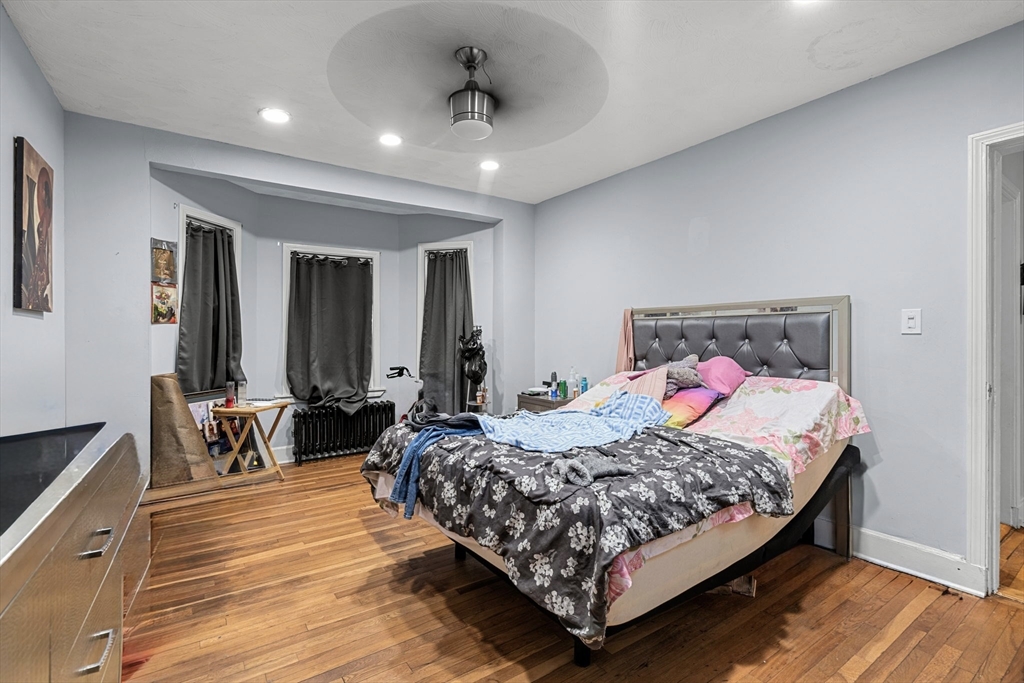 33 Waumbeck Street Boston, MA 02121 - Photo 8 of 34