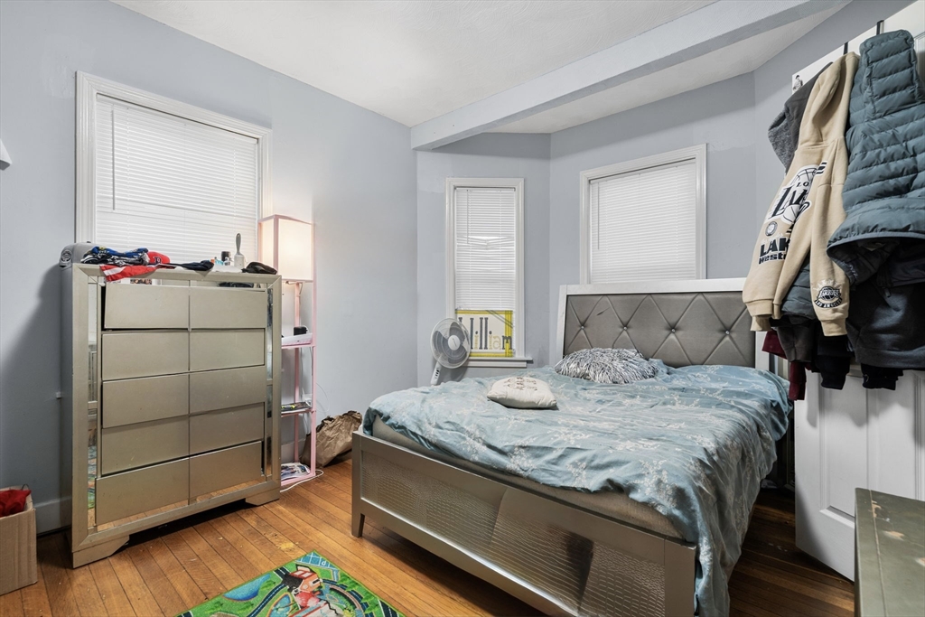 33 Waumbeck Street Boston, MA 02121 - Photo 9 of 34
