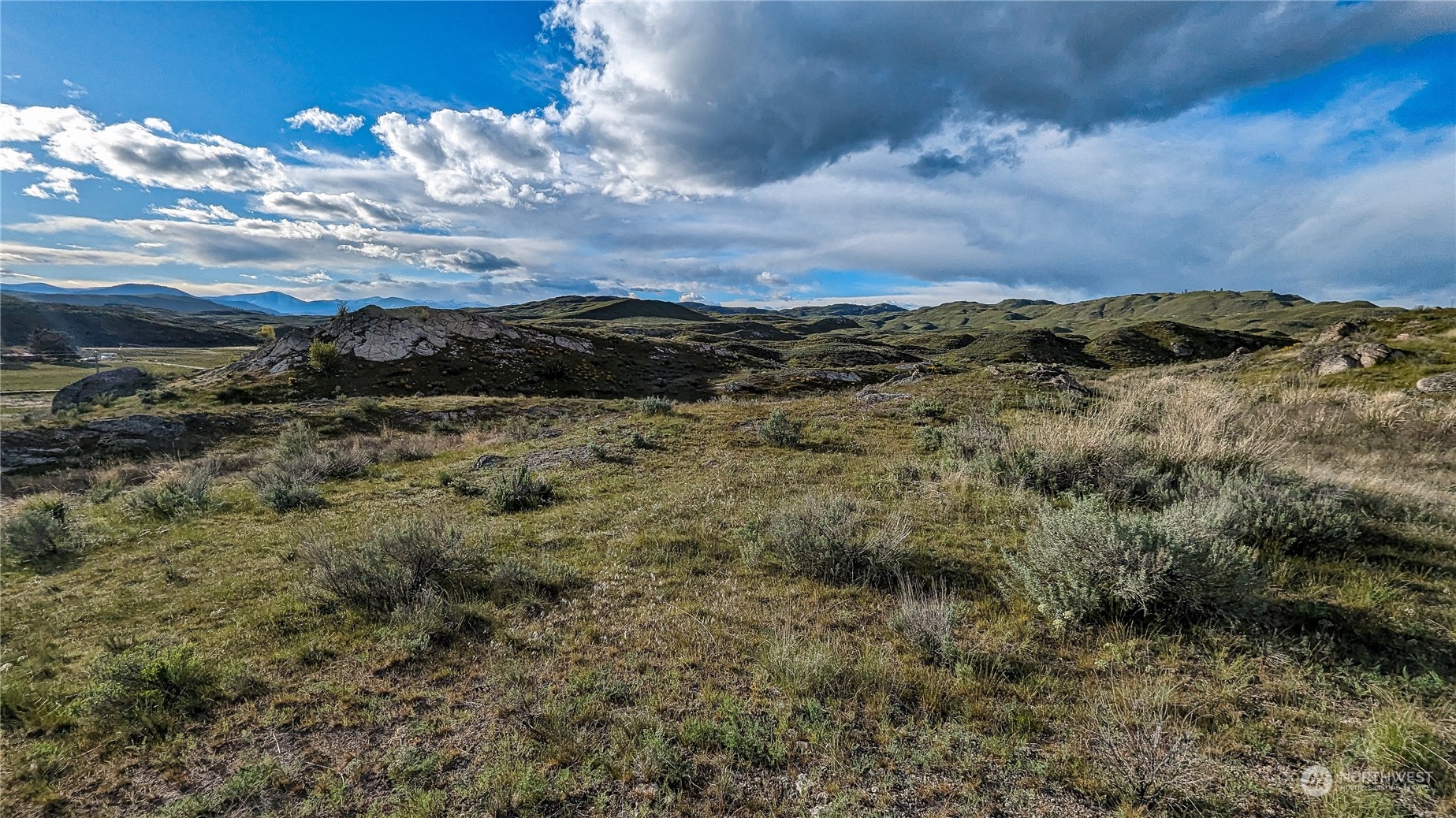 255 Riverside Cutoff Road Riverside, WA 98849 - Photo 16 of 40 a view of a sky view