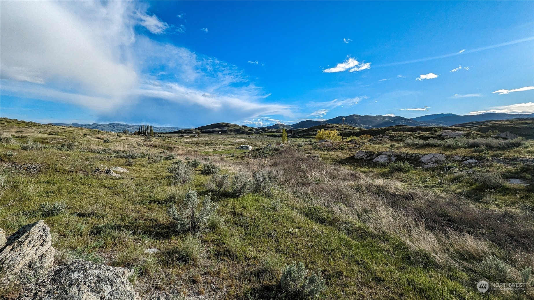 255 Riverside Cutoff Road Riverside, WA 98849 - Photo 17 of 40 a view of city and mountain