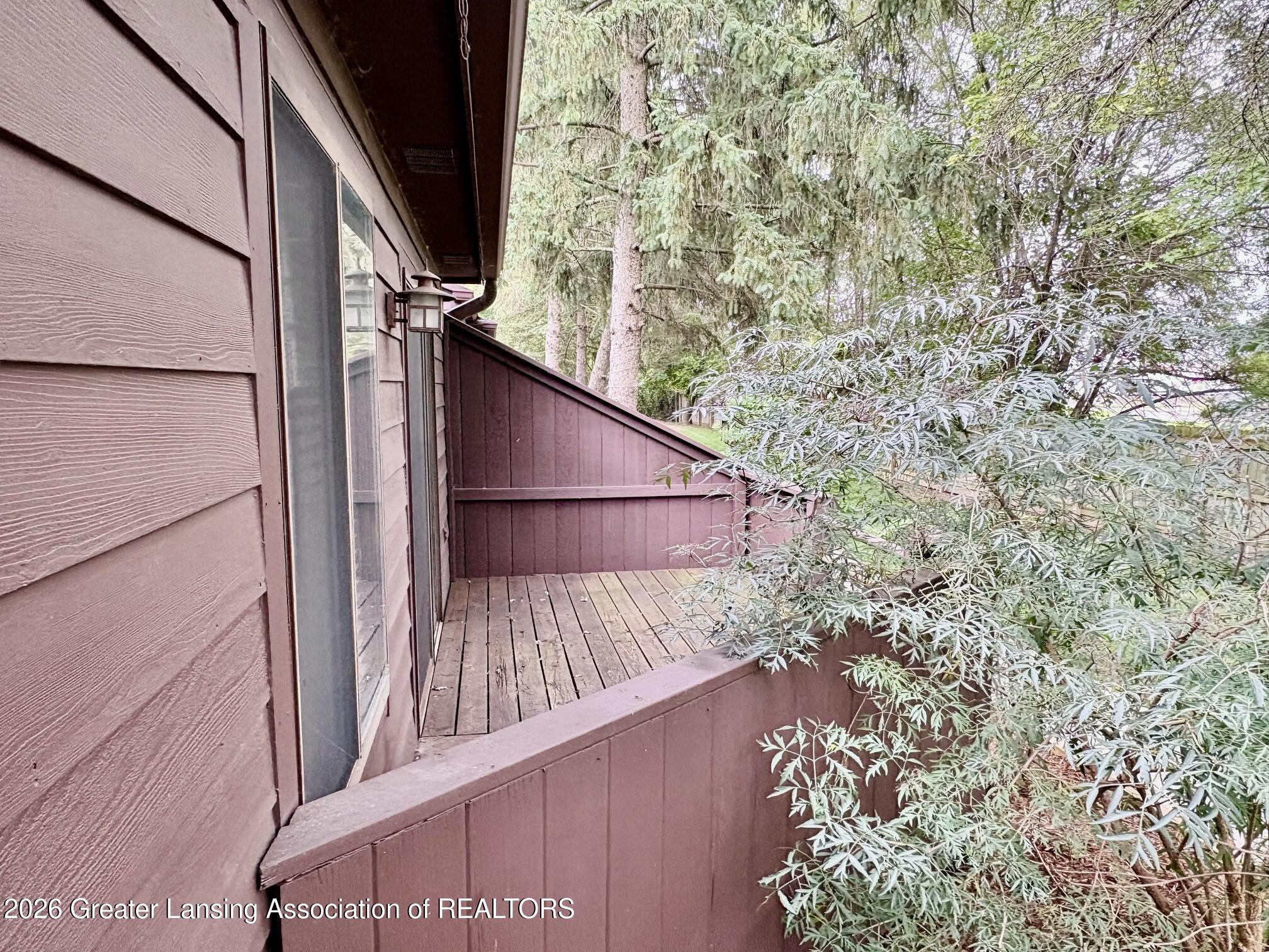 225 East Jolly Road, Unit F2 Lansing, MI 48910 - Photo 24 of 27 Back Deck