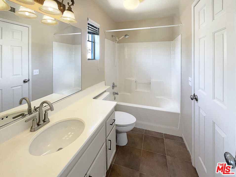 42 Parterre Avenue Foothill Ranch, CA 92610 - Photo 17 of 21