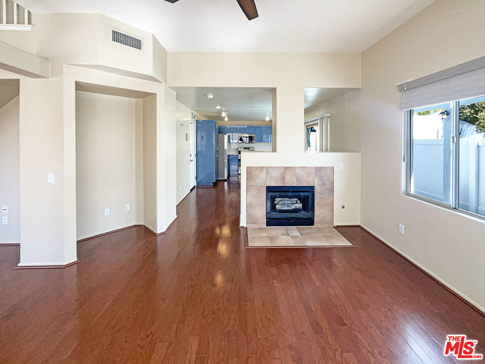 42 Parterre Avenue Foothill Ranch, CA 92610 - Photo 3 of 21