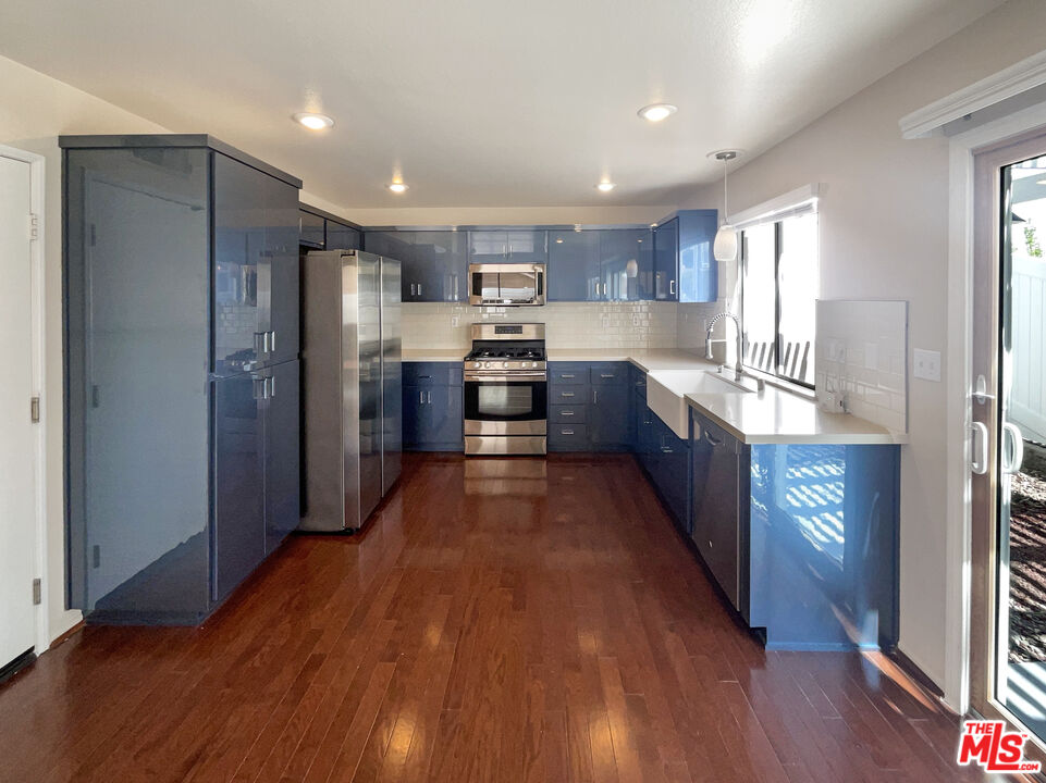 42 Parterre Avenue Foothill Ranch, CA 92610 - Photo 6 of 21