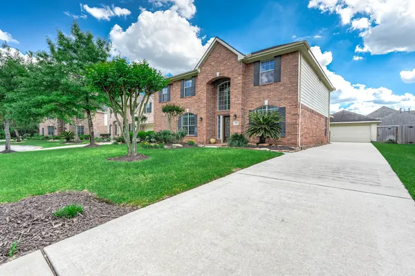 $380,000 | 6411 Greencreek Meadows Lane, Spring, TX 77379