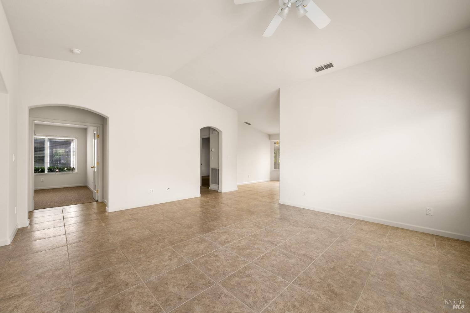 221 Riverside Drive Rio Vista, CA 94571 - Photo 6 of 32