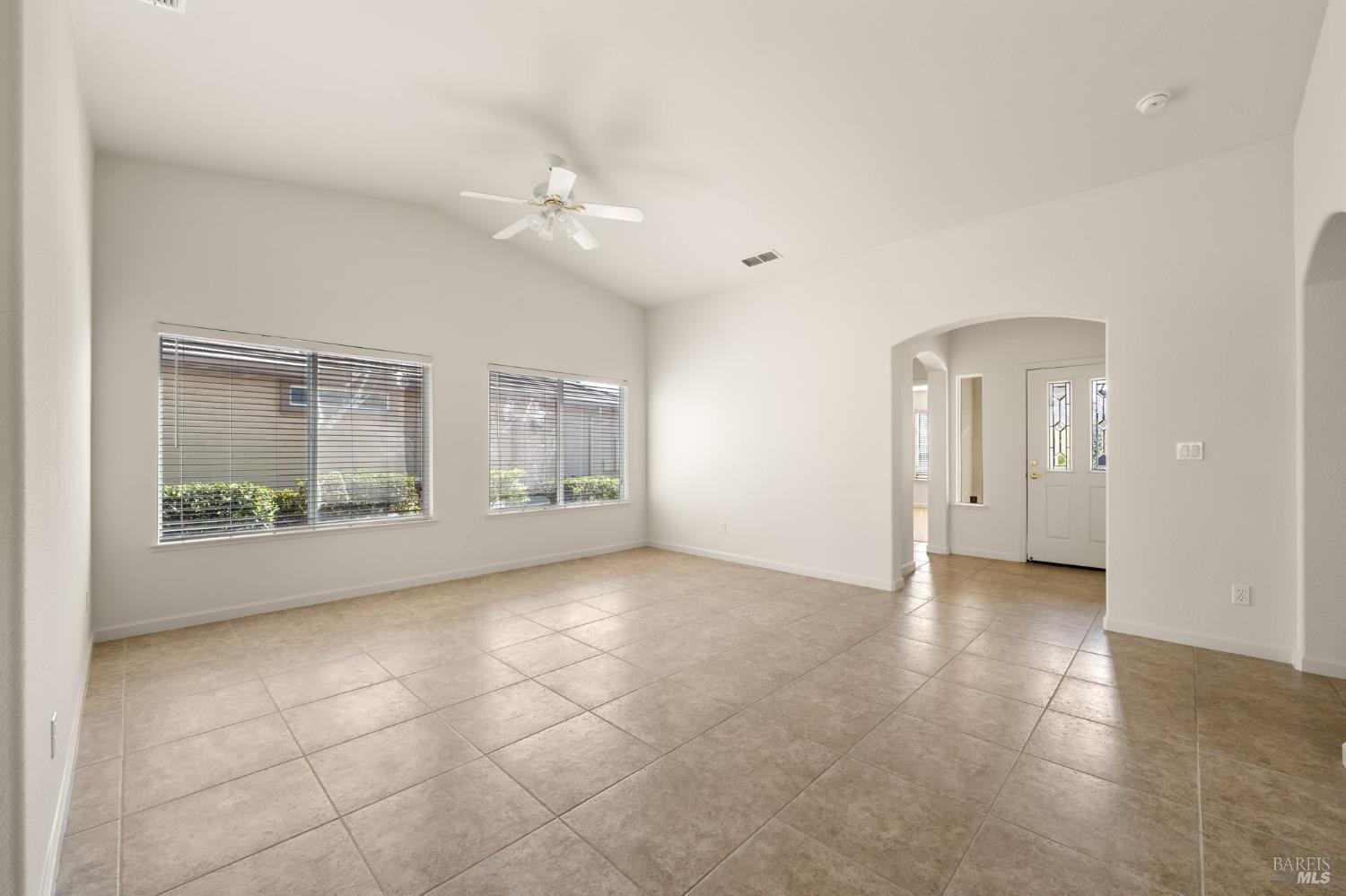 221 Riverside Drive Rio Vista, CA 94571 - Photo 7 of 32