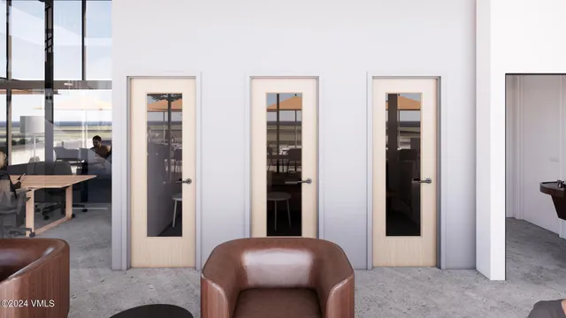 $30 | 211 Eagle Road, Eagle-Vail, CO 81620