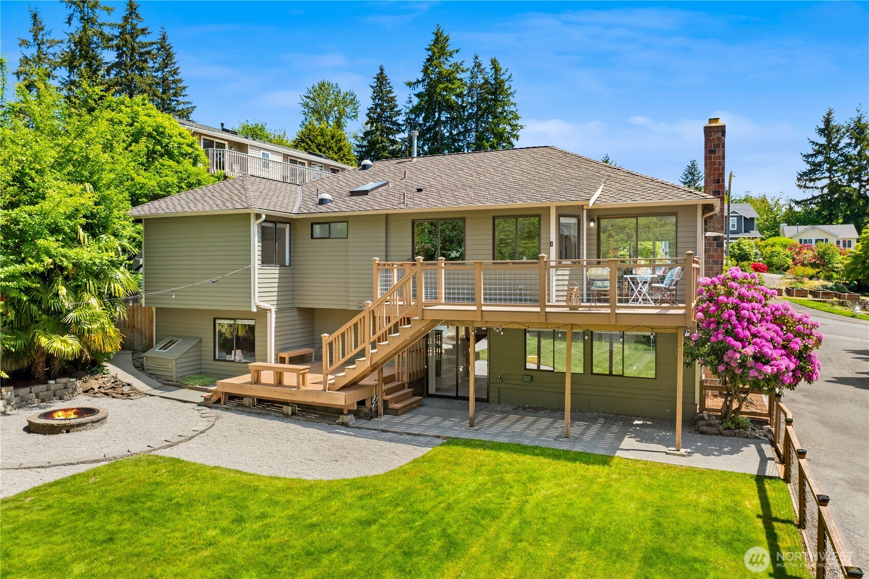 14821 104th Avenue Northeast Bothell, WA 98011 - Photo 32 of 38