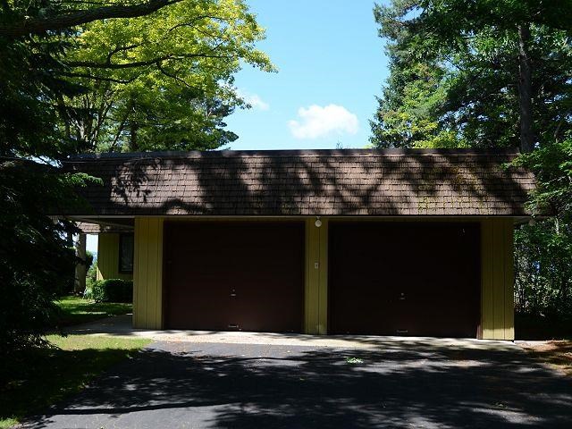 6639 Deepwater Point Road Williamsburg, MI 49690 - Photo 16 of 22 1787521-15.JPG