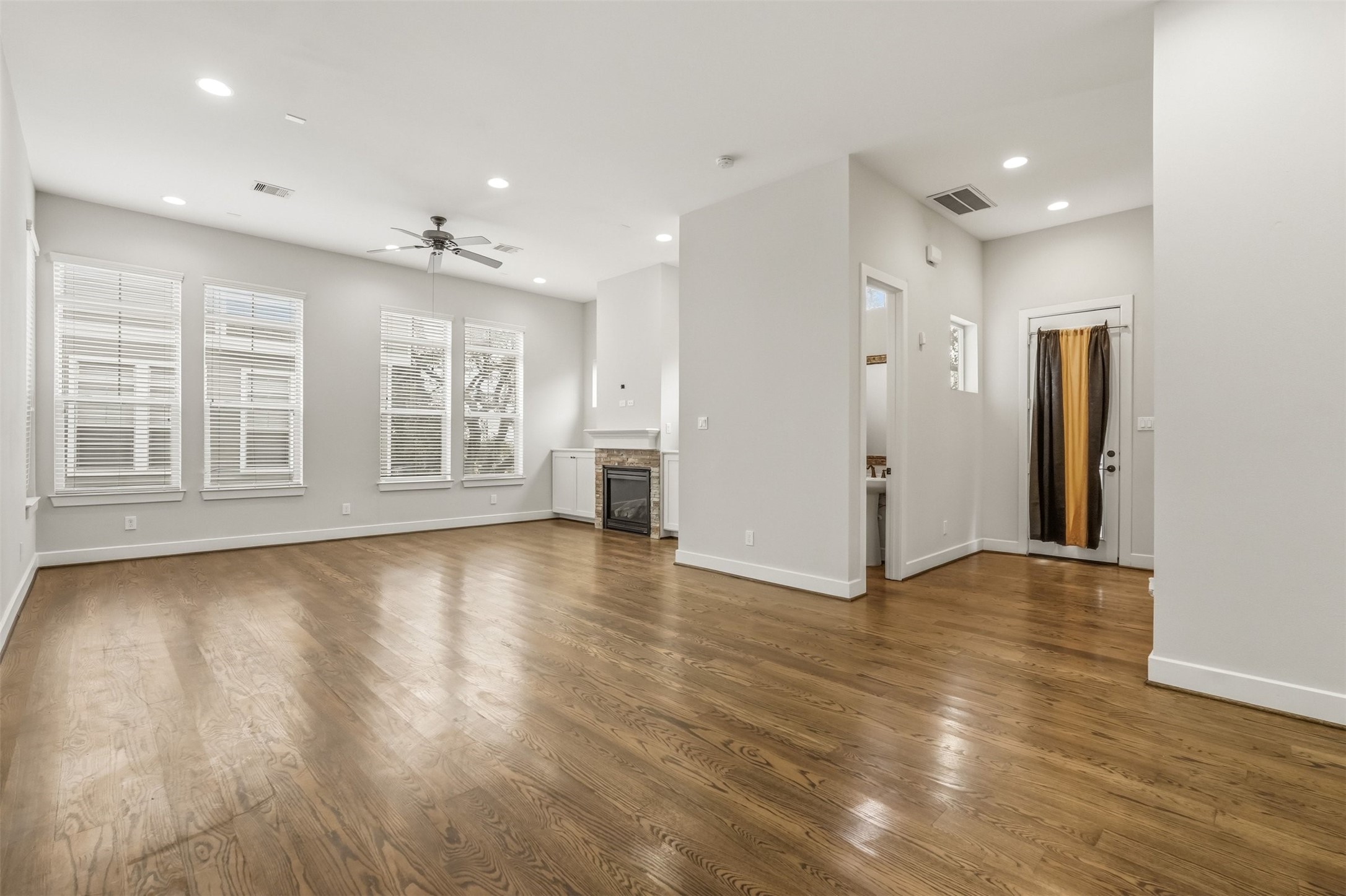 2441 Charleston Street, Unit A Houston, TX 77021 - Photo 11 of 25