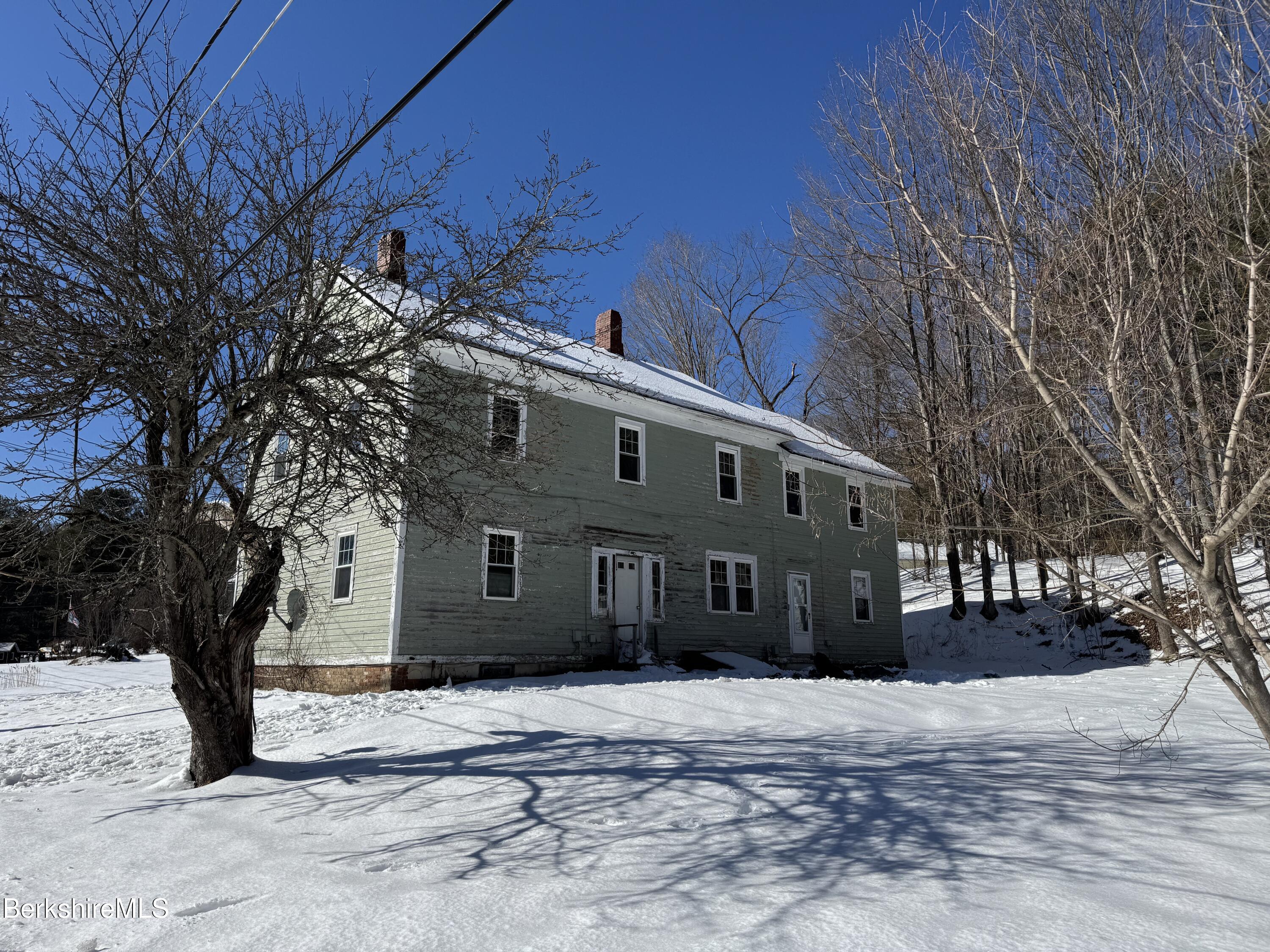 3 Apple Street Stockbridge, MA 01236 - Photo 2 of 18 IMG_6637