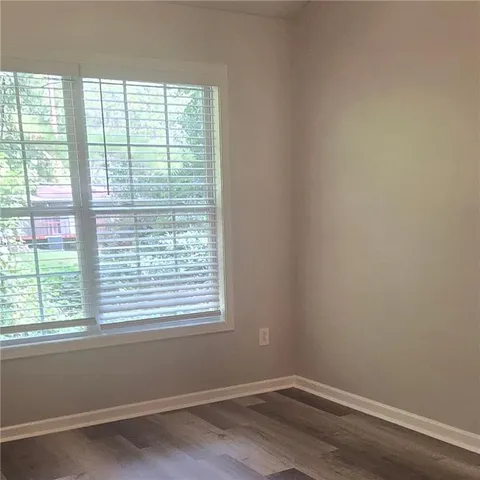 $1,800 | 20 Pine Canyon Drive Southwest, Unit 4, Atlanta, GA 30331