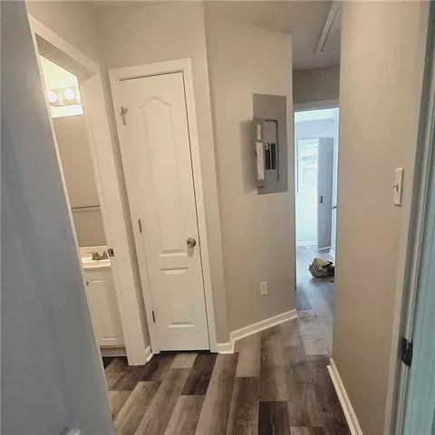 $1,800 | 20 Pine Canyon Drive Southwest, Unit 4, Atlanta, GA 30331