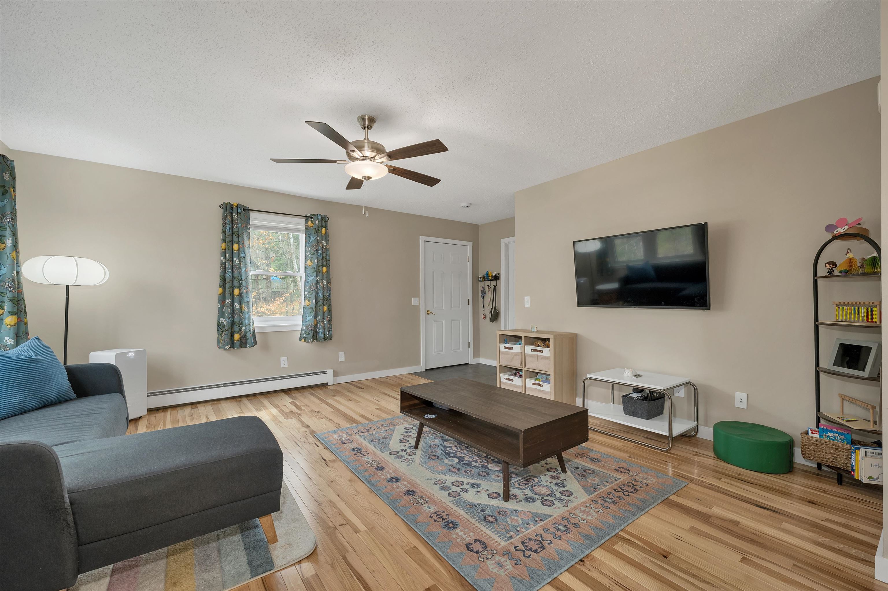23 Pleasant Street, Unit 47 Lebanon, NH 03784 - Photo 6 of 37