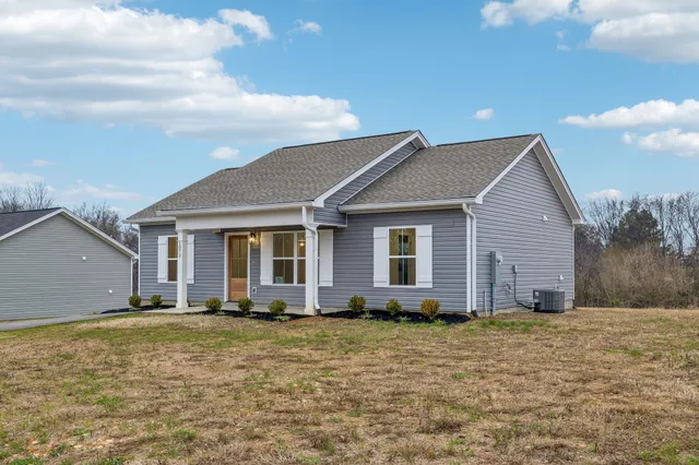 $299,900 | 1073 Landing Lane, Adams, TN 37010