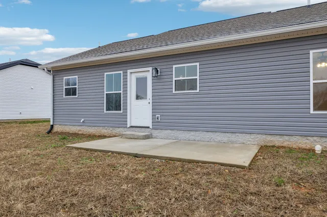 $299,900 | 1073 Landing Lane, Adams, TN 37010