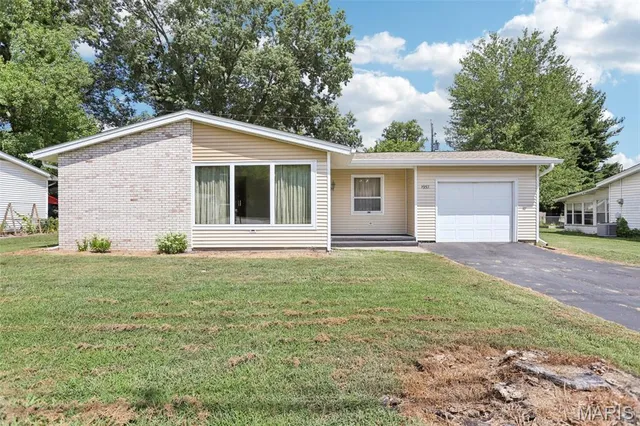 $141,500 | 1957 East Union Avenue, Litchfield, IL 62056