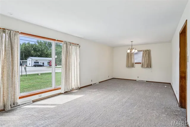 $141,500 | 1957 East Union Avenue, Litchfield, IL 62056