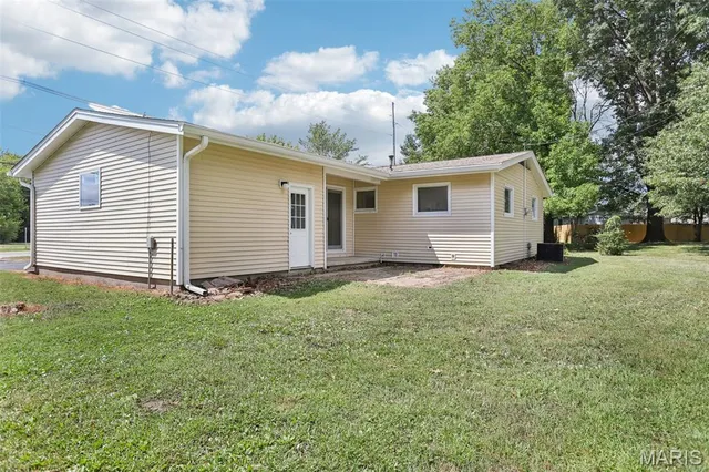 $141,500 | 1957 East Union Avenue, Litchfield, IL 62056