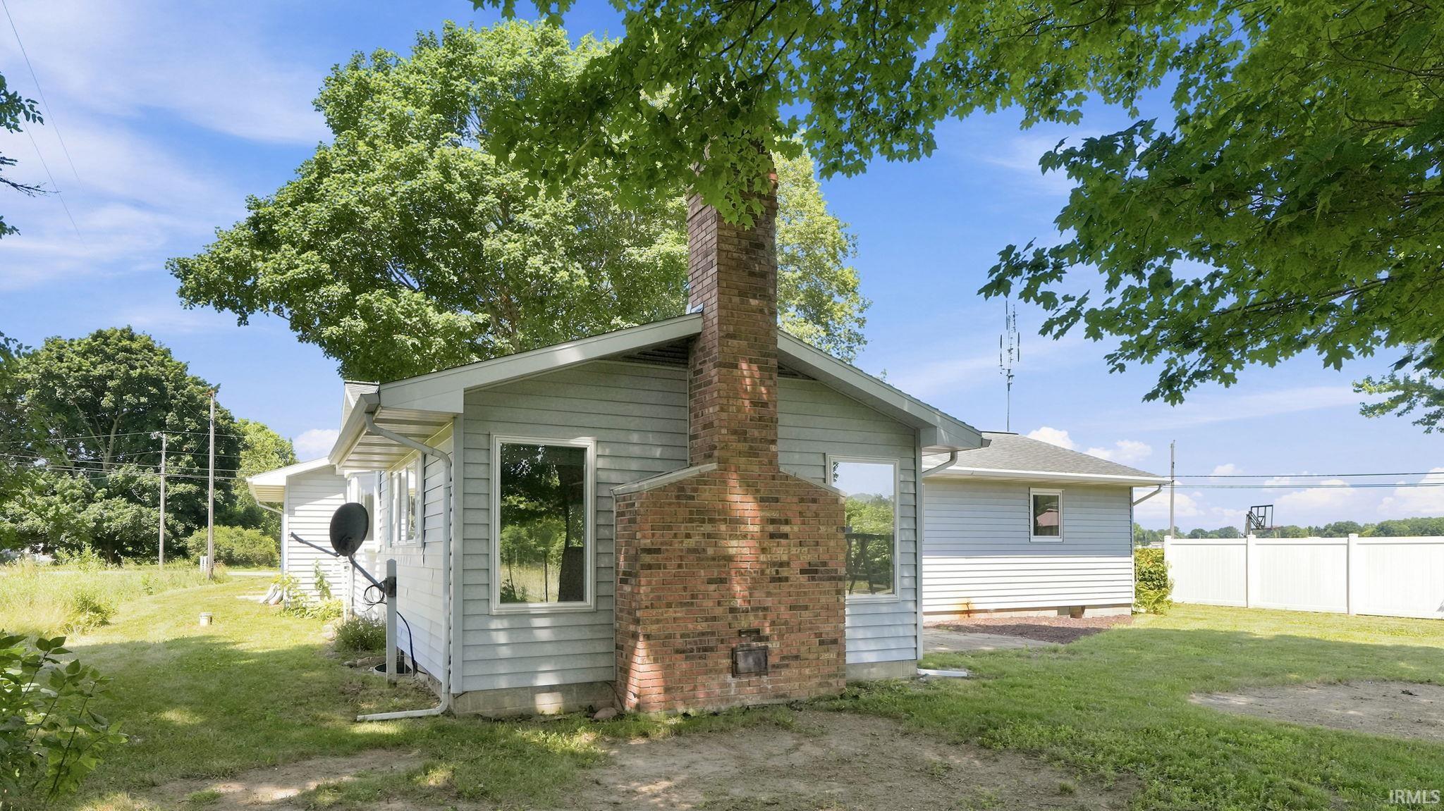 11007 North Ogden Road North Manchester, IN 46962 - Photo 31 of 47