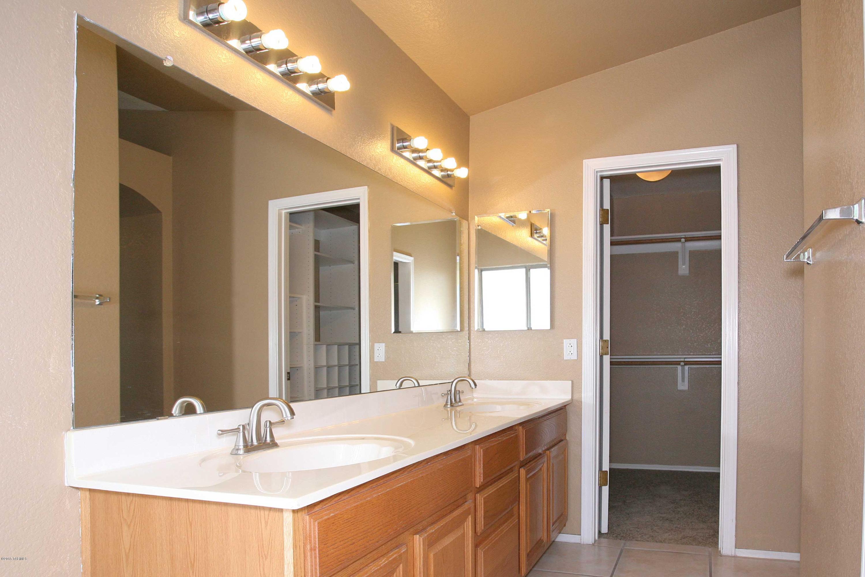 577 West Paseo Rio Grande Oro Valley, AZ 85737 - Photo 24 of 31