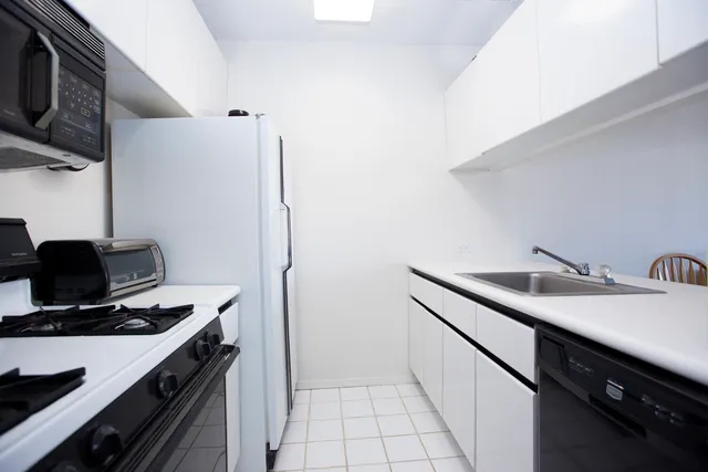 $533,000 | 62-54 97th Place, Unit 4G | Rego Park