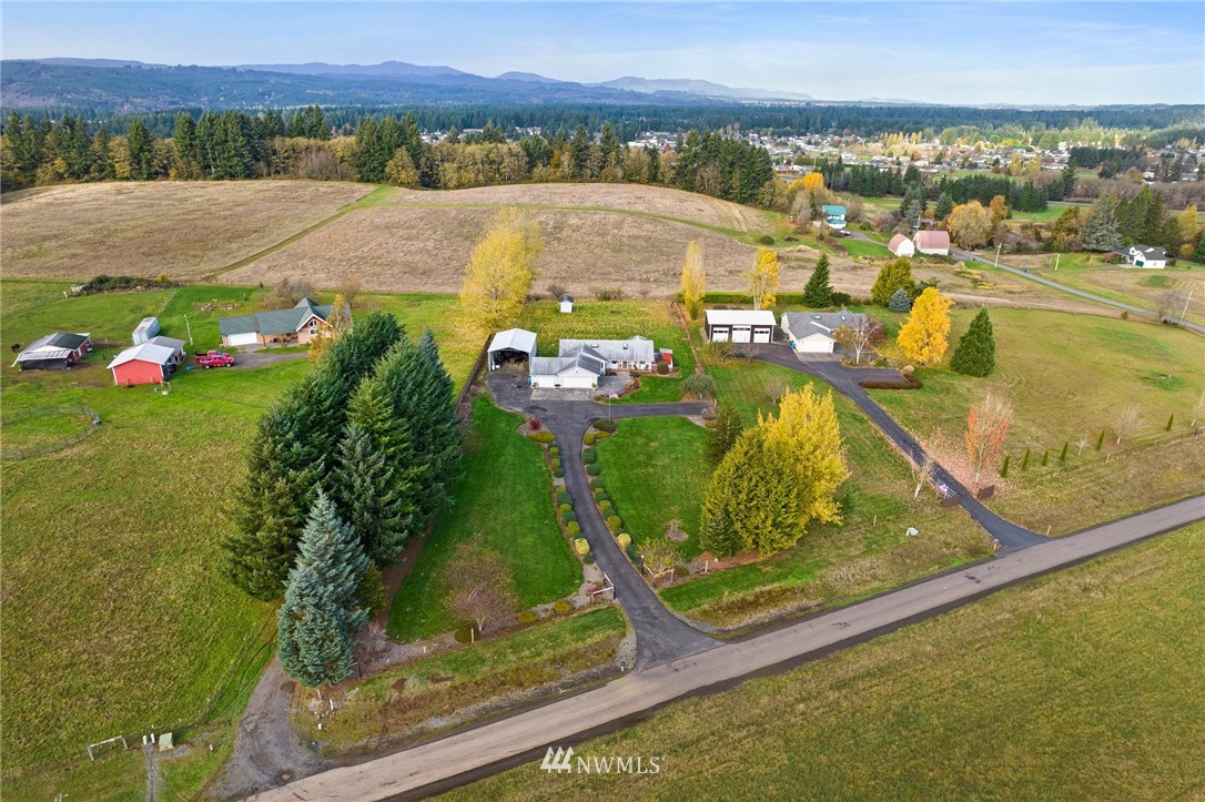9248 Gastaeson Lane Southwest Rochester, WA 98579 - Photo 2 of 29 Gallery Image 2