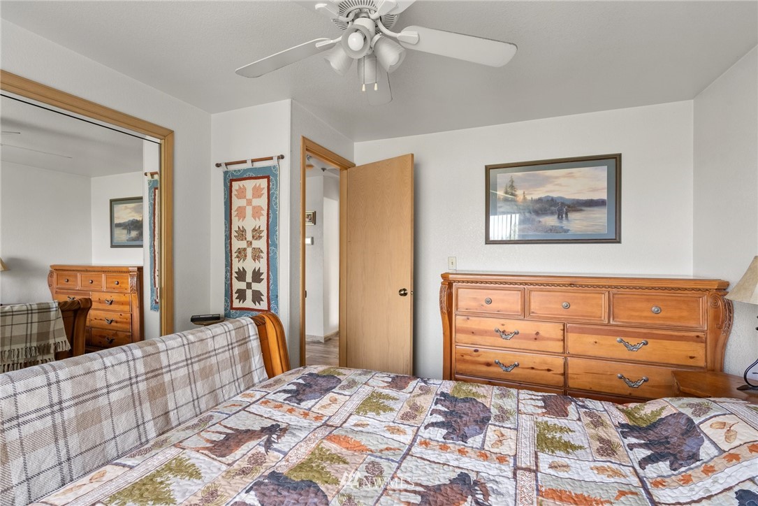 9248 Gastaeson Lane Southwest Rochester, WA 98579 - Photo 24 of 29 Gallery Image 24