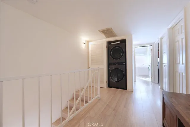 $725,000 | 9325 Sunland Park Drive, Unit 23, Sun Valley, CA 91352