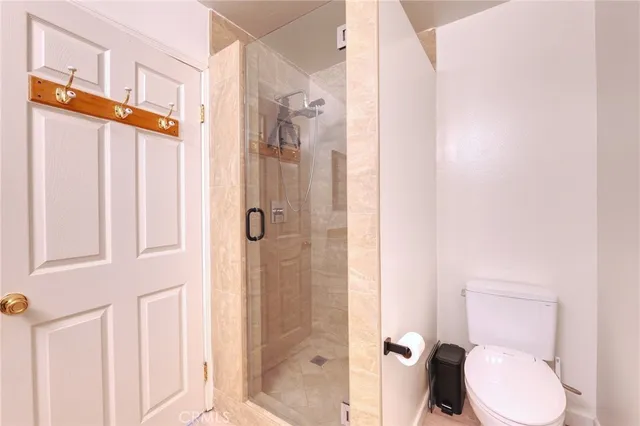 $725,000 | 9325 Sunland Park Drive, Unit 23, Sun Valley, CA 91352