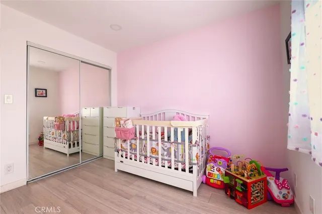 $725,000 | 9325 Sunland Park Drive, Unit 23, Sun Valley, CA 91352