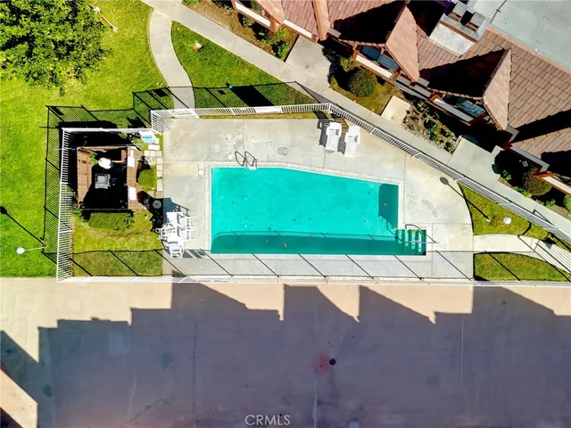 $725,000 | 9325 Sunland Park Drive, Unit 23, Sun Valley, CA 91352