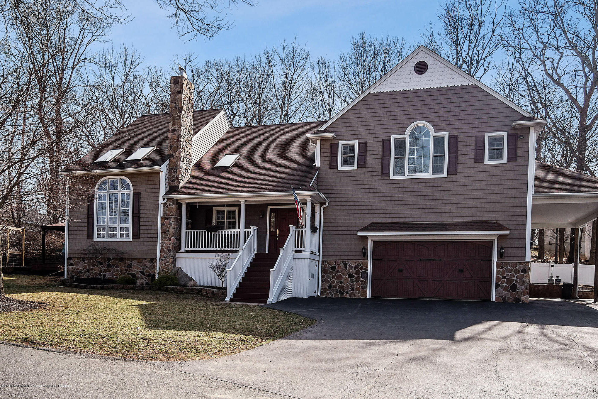 20 Ridge Road Hopatcong, NJ 07843 - Photo 1 of 30 a front view of a house with a yard